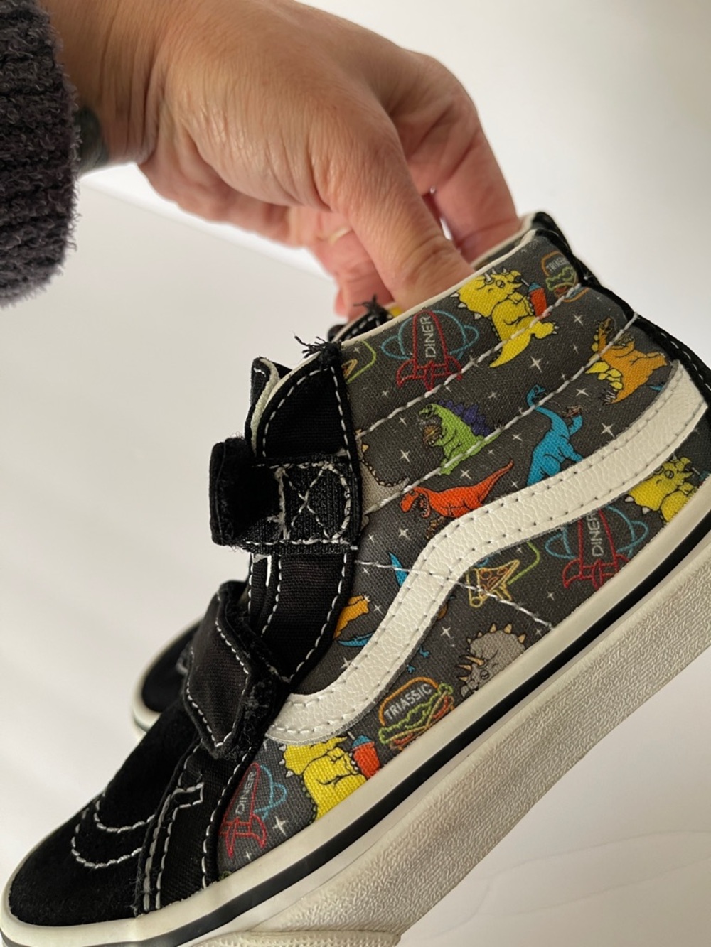 Vans high top dinosaur print sneakers 13 - Picture 5 of 7